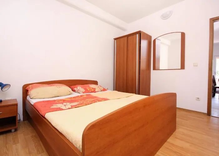 With Swimming Pool Orebic, Peljesac - 10166 *