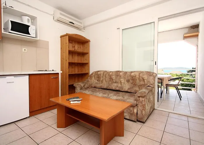 With Swimming Pool Orebic, Peljesac - 10166 *