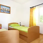 Apartman With Swimming Pool Orebic, Peljesac - 10166 *