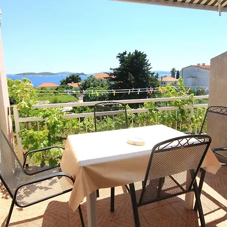 דירה With Swimming Pool Orebic, Peljesac - 10166